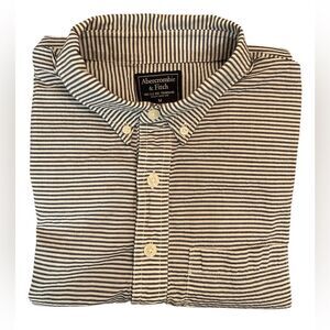 Abercrombie & Fitch Black and White Button Down Shirt
